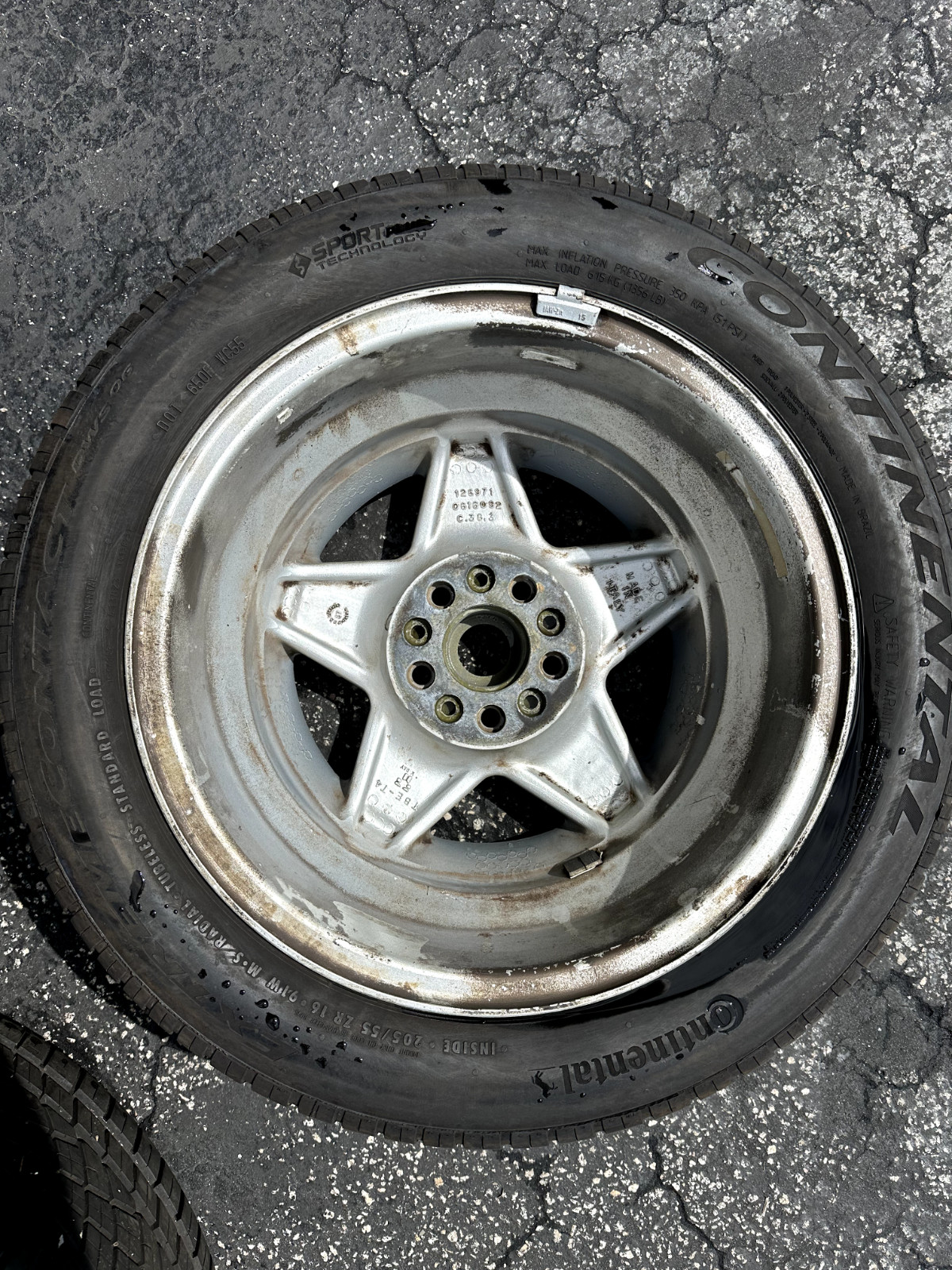 OEM Ferrari Mondial 3.2 Wheels & Continental Tires