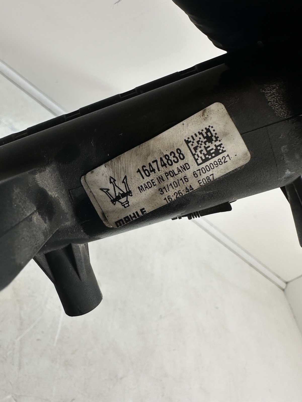 2014-2019 MASERATI GHIBLI Secondary Water Coolant Radiator 16474838 OEM