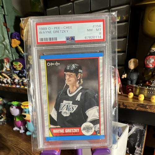 O-Pee-Chee 1989-90 Wayne Gretzky #156 Los Angeles Kings Base PSA 8