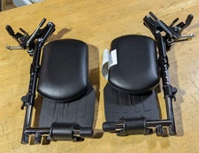 Invacare Wheelchair Leg Rests Elevating Pair W/ Footplates & Calf Pads T94HAP
