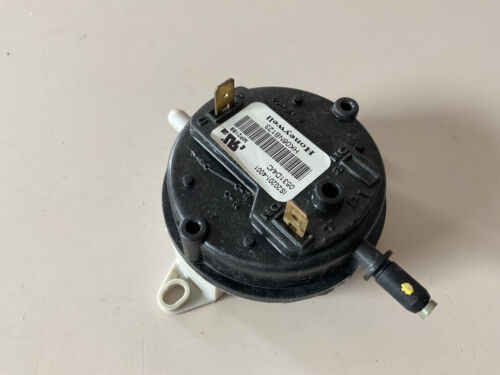 BRYANT CARRIER PAYNE HK06NB123 PRESSURE SWITCH HONEYWELL IS20201-4001 - Picture 2 of 3