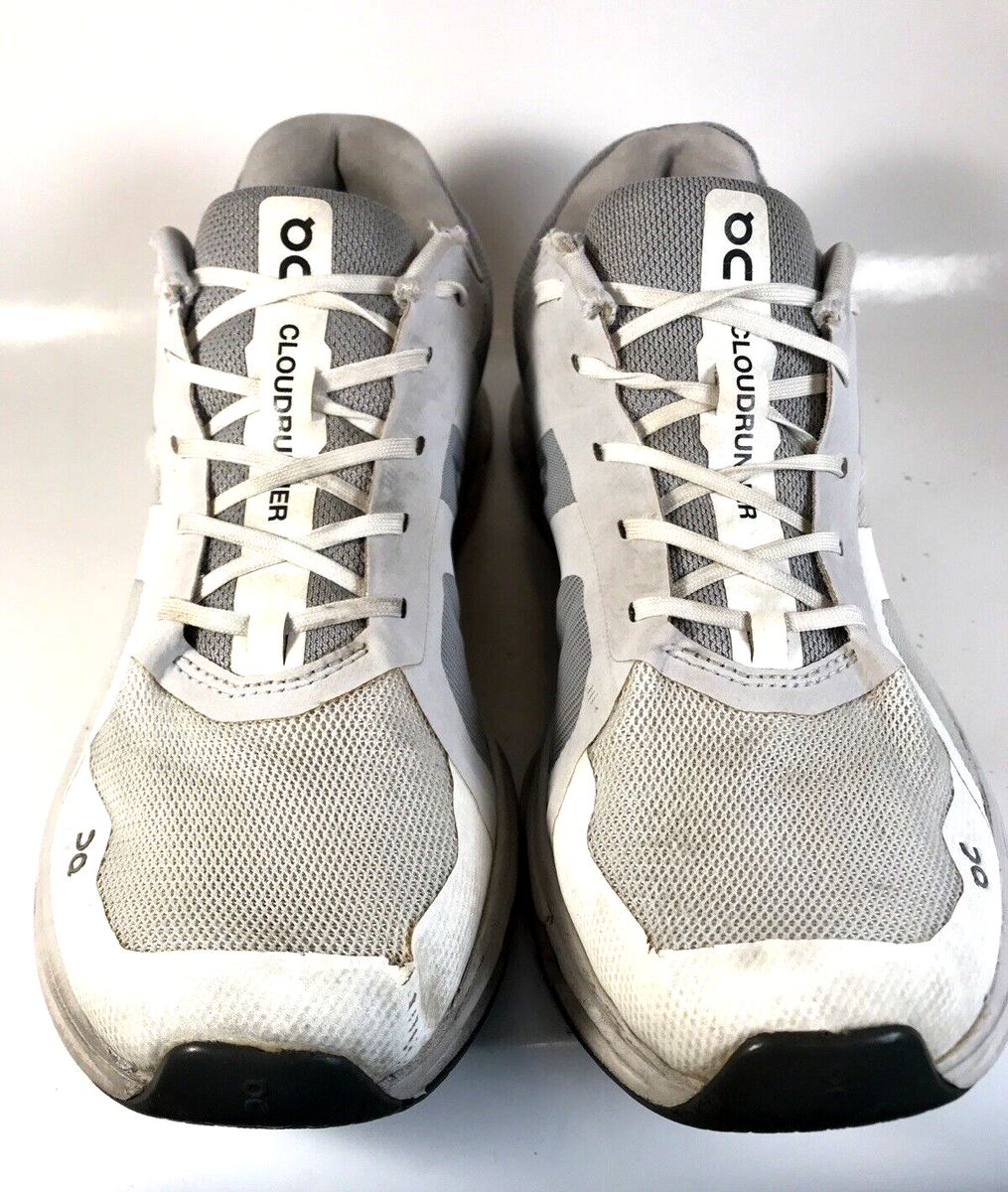 On Cloudrunner Women display picture 3