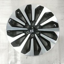 (1) Wheel Rim For Navigator Like New OEM A Grade Charcoal Mach