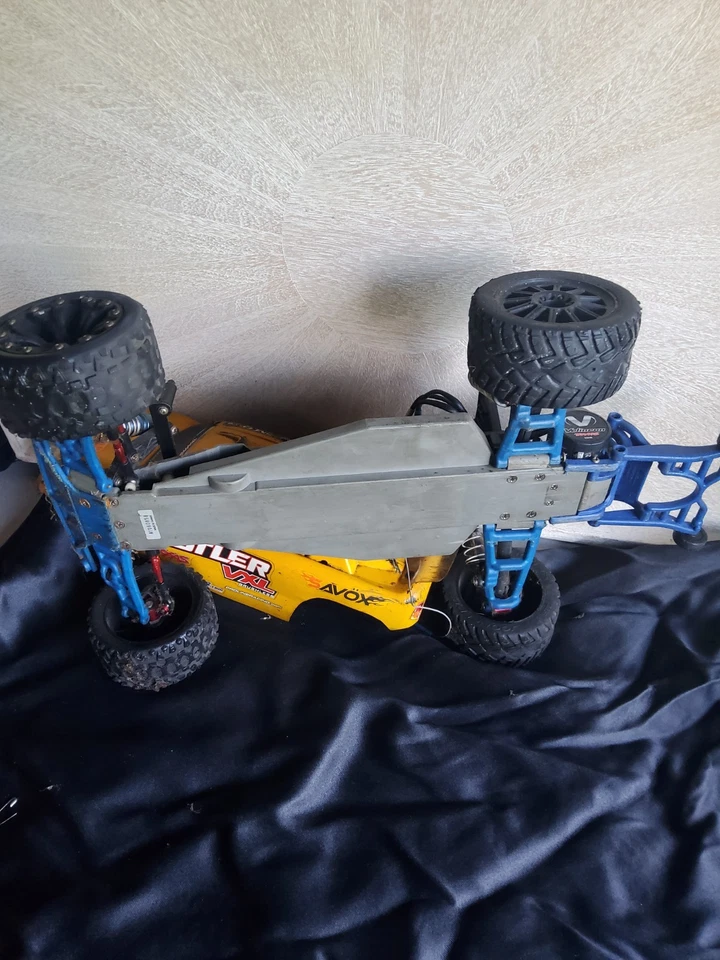 Traxxas Rustler VXL 2wd - Image 2 of 4