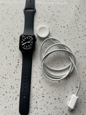 Apple Watch SE (2022) 40mm Midnight, Sport Band - working condition