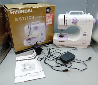 HYUNDAI FHSM 505 8 Stitch Sewing Machine Power Cable Foot Pedal & Accessories