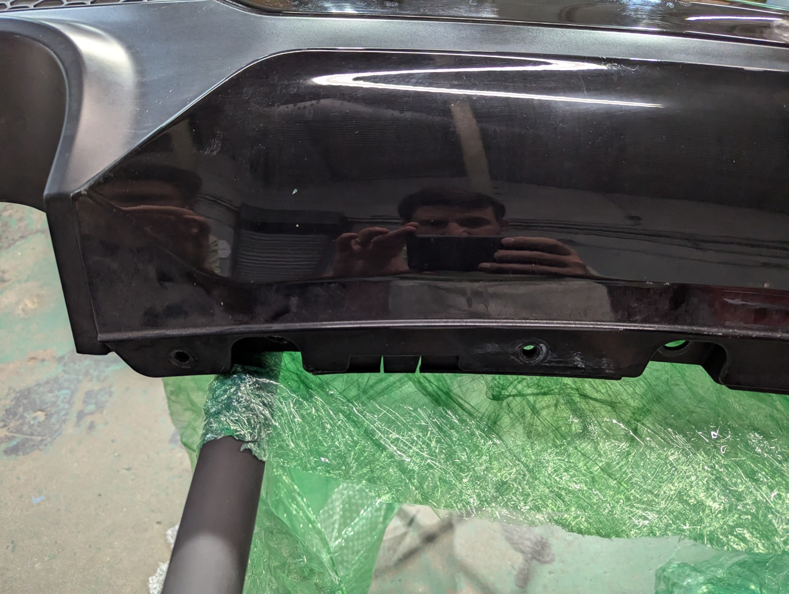18-24 MASERATI GHIBLI REAR BUMPER COVER COMPLETE W/ SENSORS & BLIND SPOT OEM