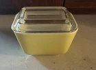 Vintage PYREX 501-B Verde Yellow Refrigerator Dish 1-1/2 Cup & Lid