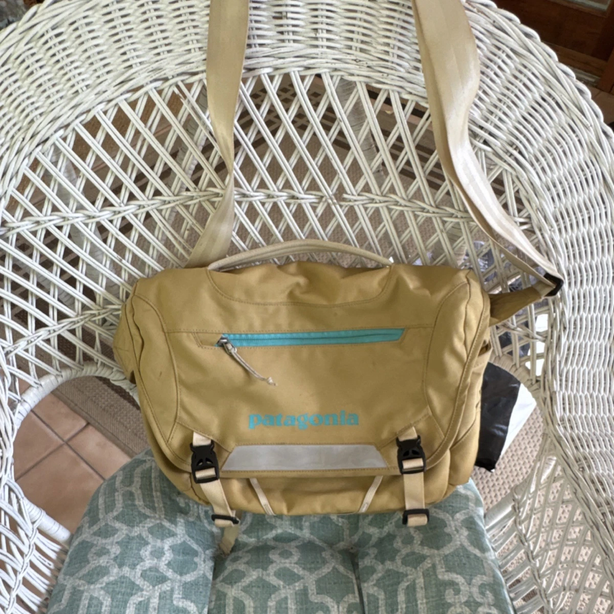 Patagonia Men's Nylon Messenger Bags for sale - eBay