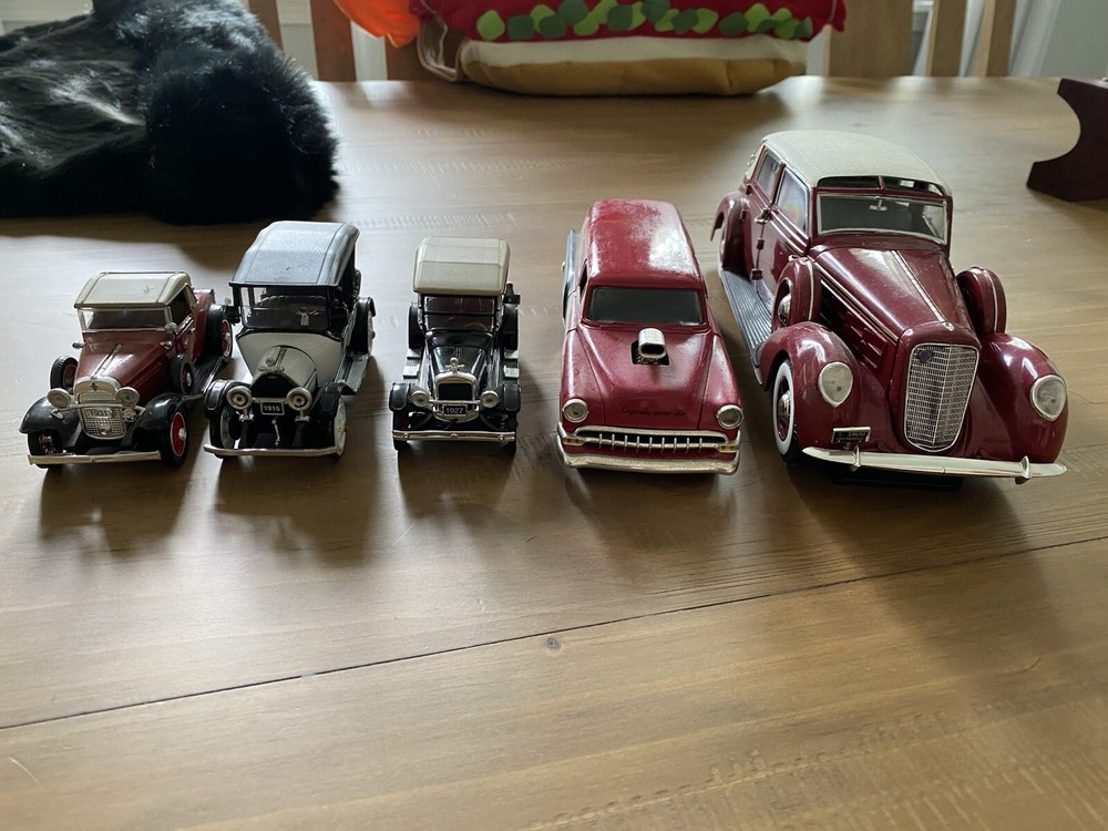 Die Cast Model Cars