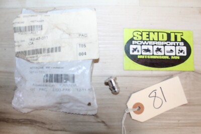 SD2	BRP NOS	Front Suspension Retainer	505071812