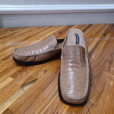 SESTO MEUCCI Beige Croc Embossed Leather Slip On Loafers Mules 11.5 N