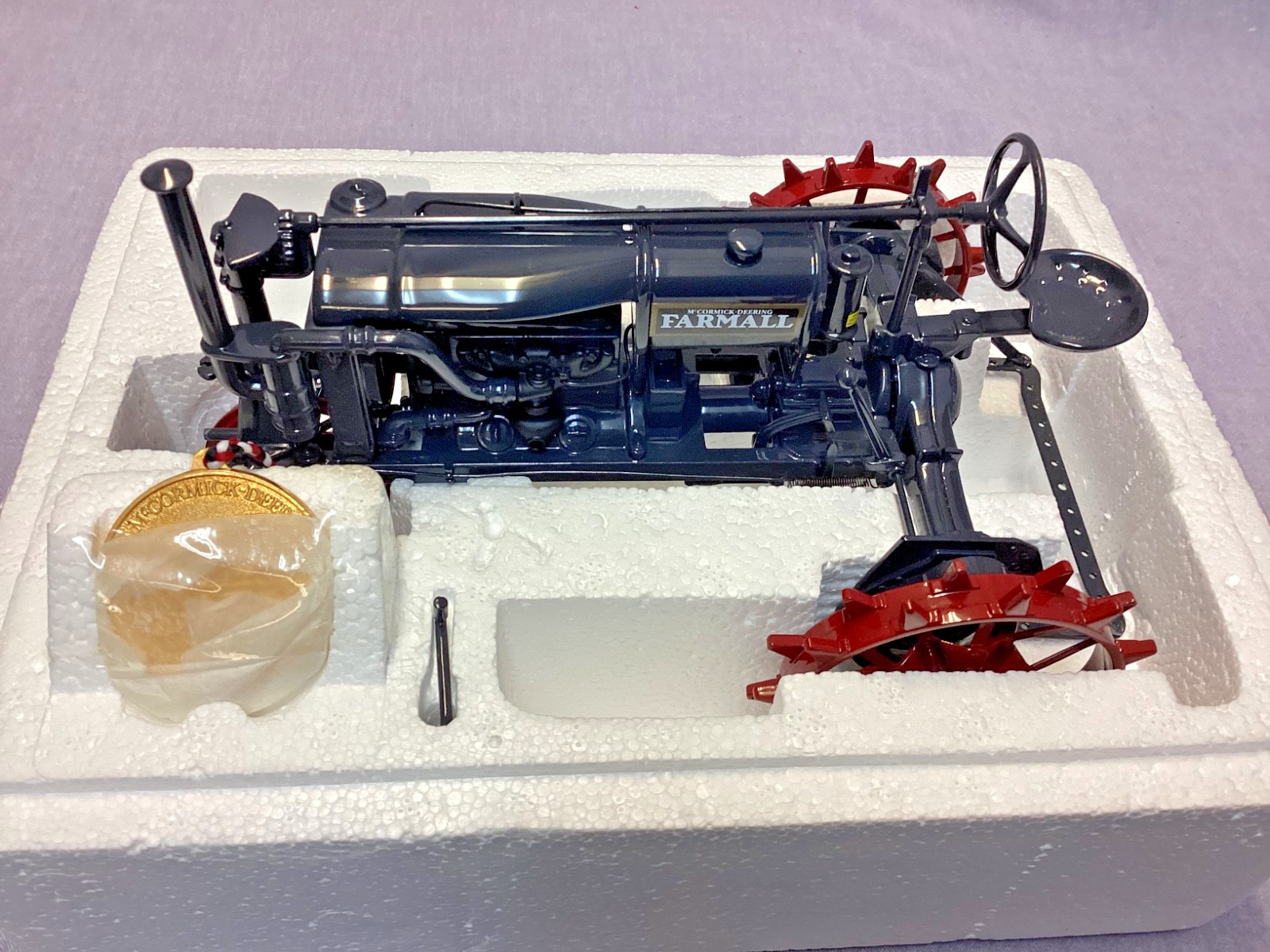 ERTL #284 McCORMICK-DEERING PRECISION CLASSICS #1 - THE FARMALL REGULAR TRACTOR