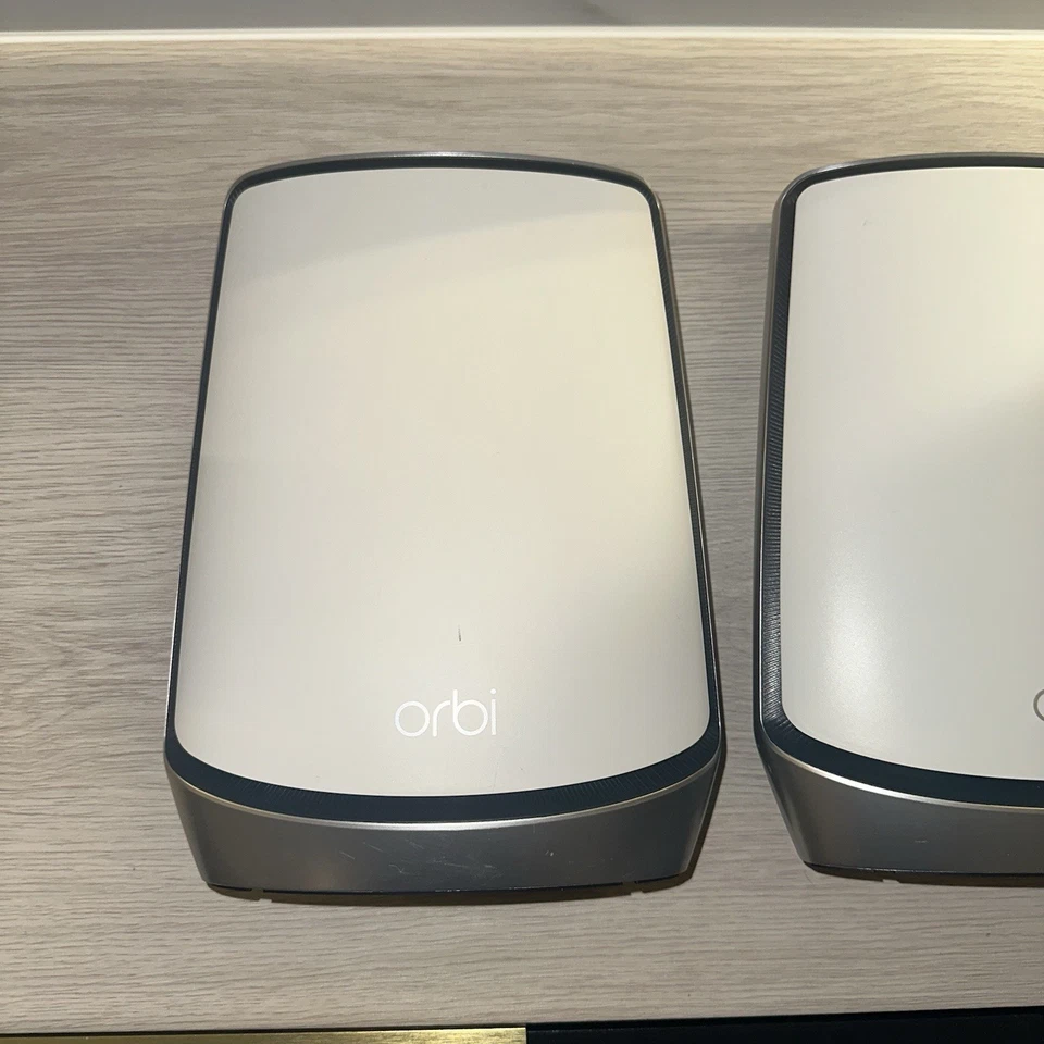 Netgear Orbi AX6000 Tri-Band Mesh WiFi 6 System RBK852 Router + Satellite Kit - Image 2 of 4