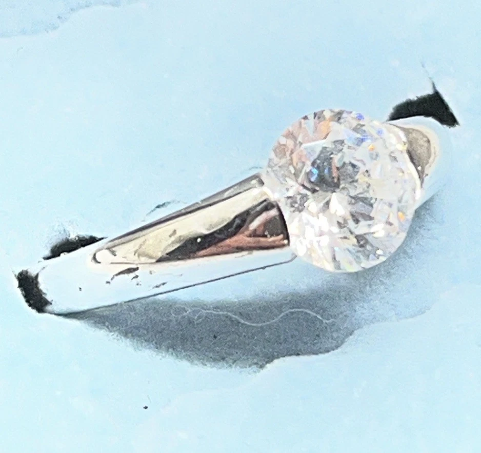 Solitario Simulado Diamonique Tensión Set Anillo Epifanía Platino Revestido 925 Talla 9 Foto 4 de 4