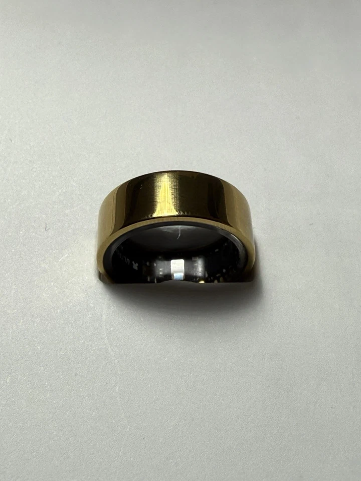Anillo inteligente Ultrahumano AIR talla 7 - oro biónico Foto 2 de 4