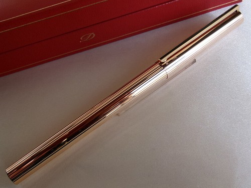 S.T. Dupont Classic Fountain Pen 18K M Nib Gold Plated Black Line Clip - Picture 2 of 15