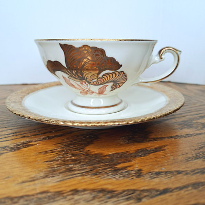 PW Bavaria Gold Flower & Trim Tea Cup & Saucer Set