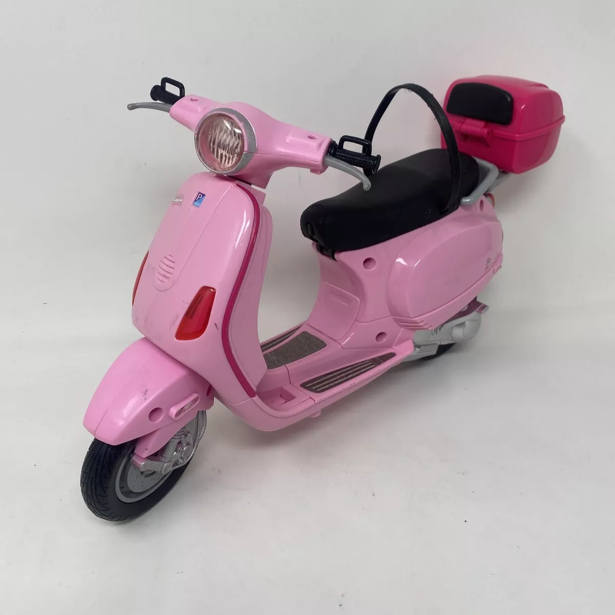 pink vespa