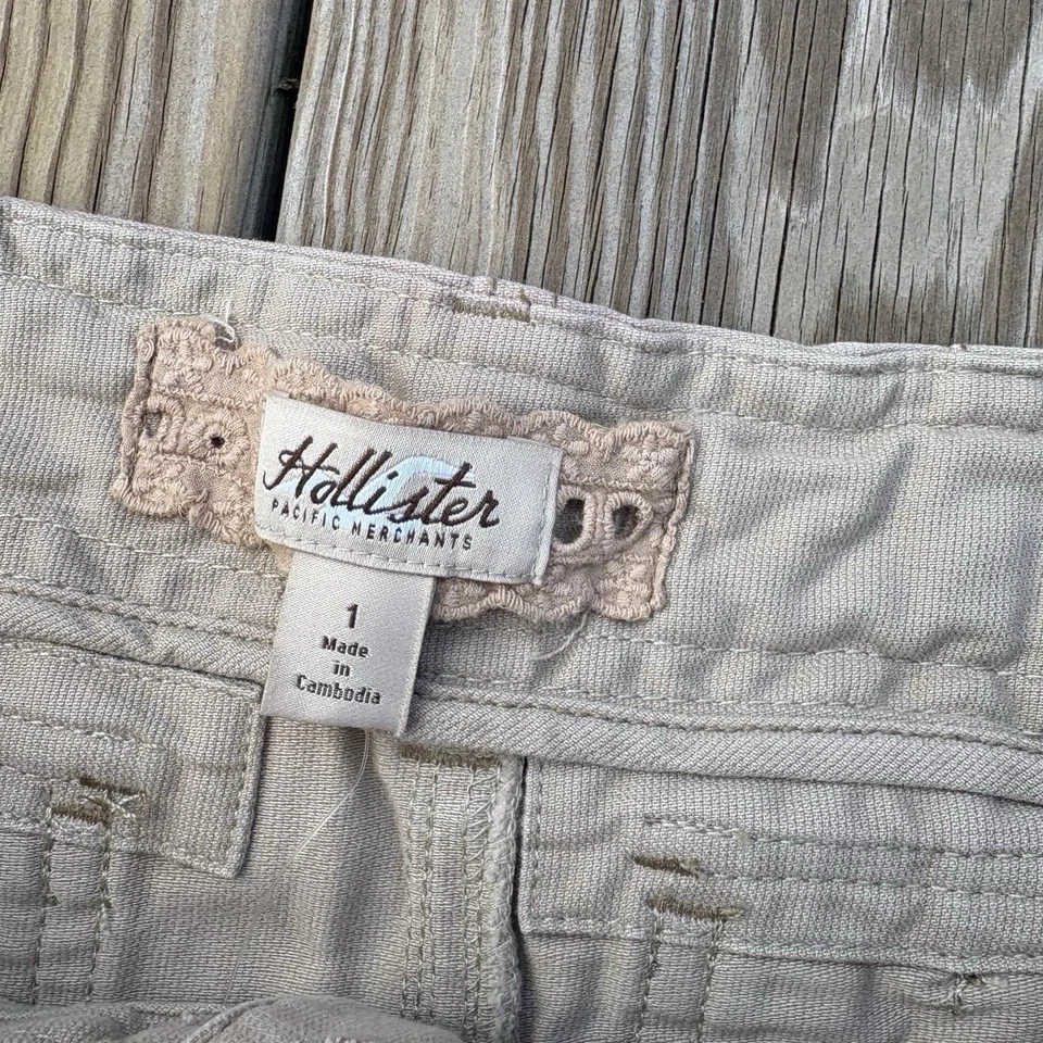 Pantalones Cortos Hollister Caqui Carga Micro Mini Tiro Bajo Vintage Años 2000 Para Mujer 1 Foto 2 de 4