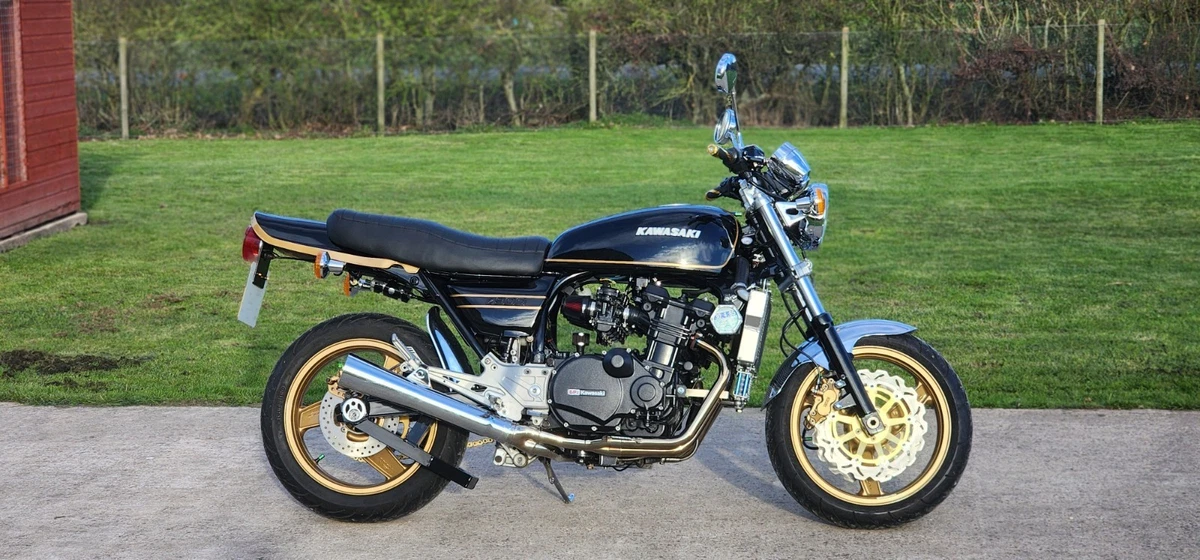 Kawasaki ZX 825 to 974 cc Capacity Motorcycles & Scooters for sale