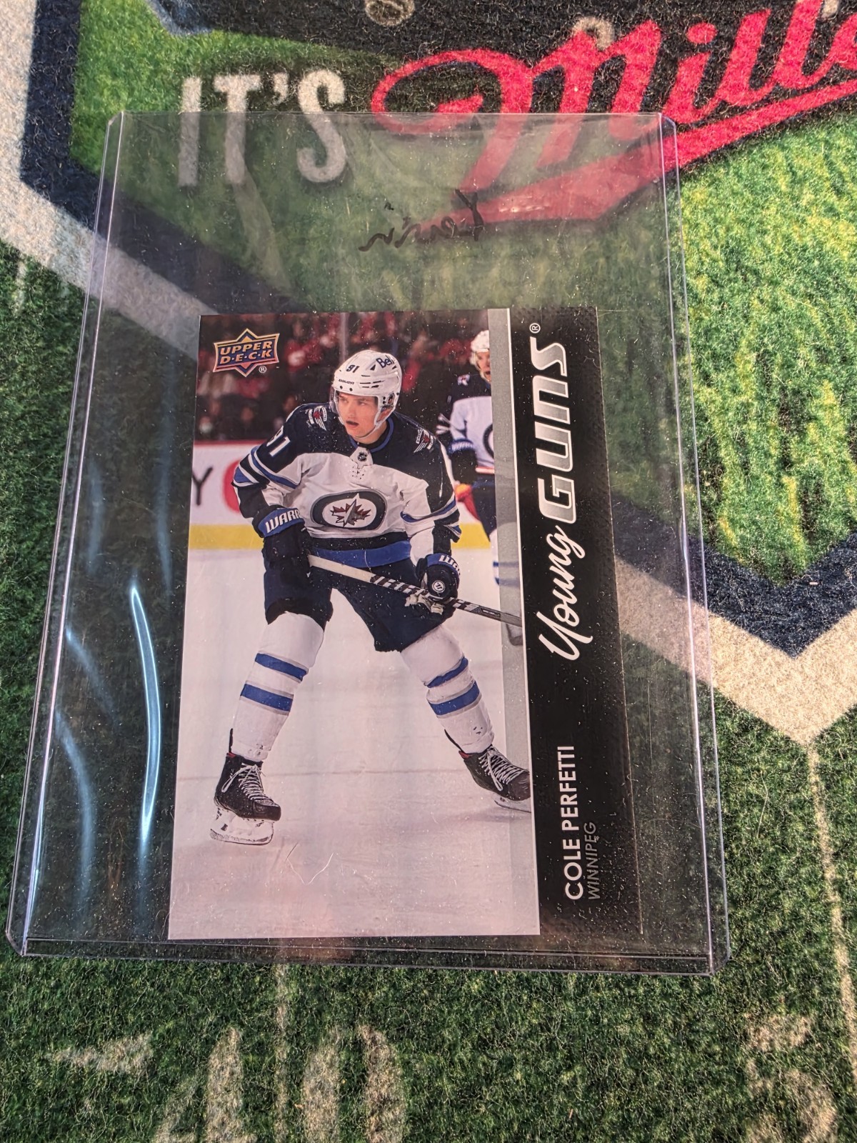 2021-22 Upper Deck Series 2 - Young Guns Cole Perfetti #466 Jumbo (RC)