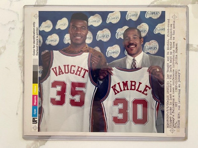 Bo Kimble & Loy Vaught Clippers Actual 8 x 10 UPI Wire photo with caption 7/5/90