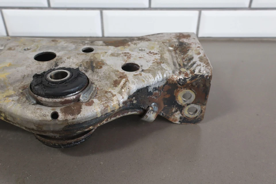 2003-2009 Hummer H2 Front Differential Carrier Mount Support Crossmember OEM - Image 4 of 4