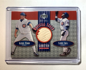 2001 Gold Glove Official Issue Game-Used Balls Kerry Wood Sammy Sosa #OI-WS 