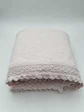 Greenrow MATELASSE CROCHET TRIM COVERLET PINK FULL/QUEEN