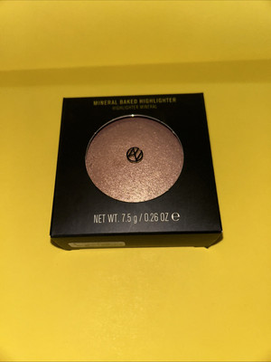 IL Makiage Mineral Baked Gimme More Highlighter 7.5g 0.26 oz