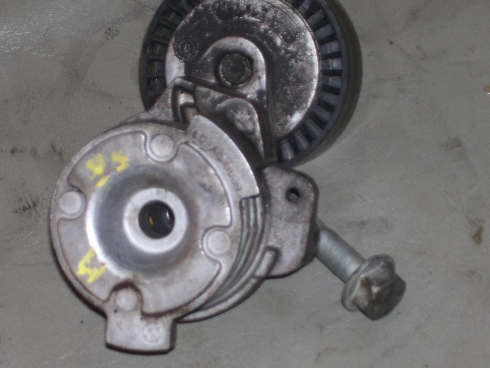 OEM 2002 BMW 745i engine serpentine belt tensioner idler  pulley 11287505224 - Image 2 of 3