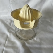 Vintage Gemco Manual Juicer Glass Plastic Top Made In USA Excellent Condition