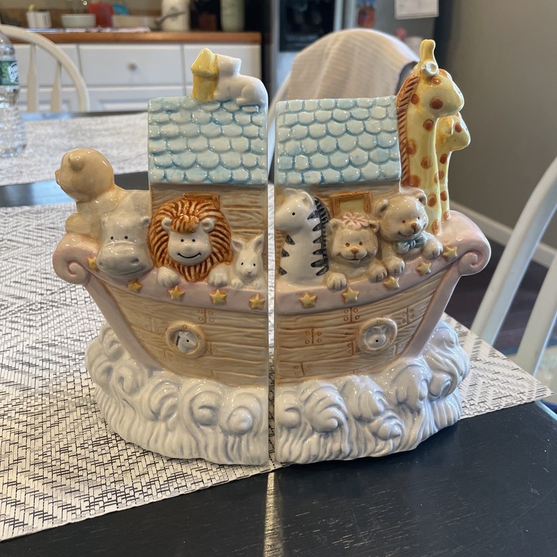 RUSS BERRIE AND COMPANY NOAH'S ARK BOOKENDS