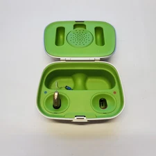 Phonak Charger Case Combi with One Audeo M70-R Left Read Condtion