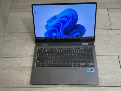 Samsung Galaxy Book2 13.3'' - AMOLED - Core i5-1235U 8GB RAM 256GB SSD Touch