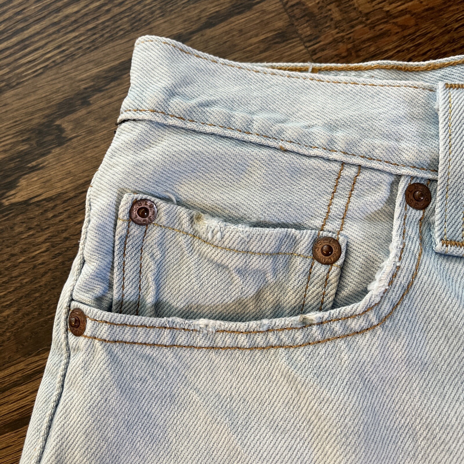 Levi's 501 Cut Off Shorts Women's Size W28 Button Fly Light Denim - View 2