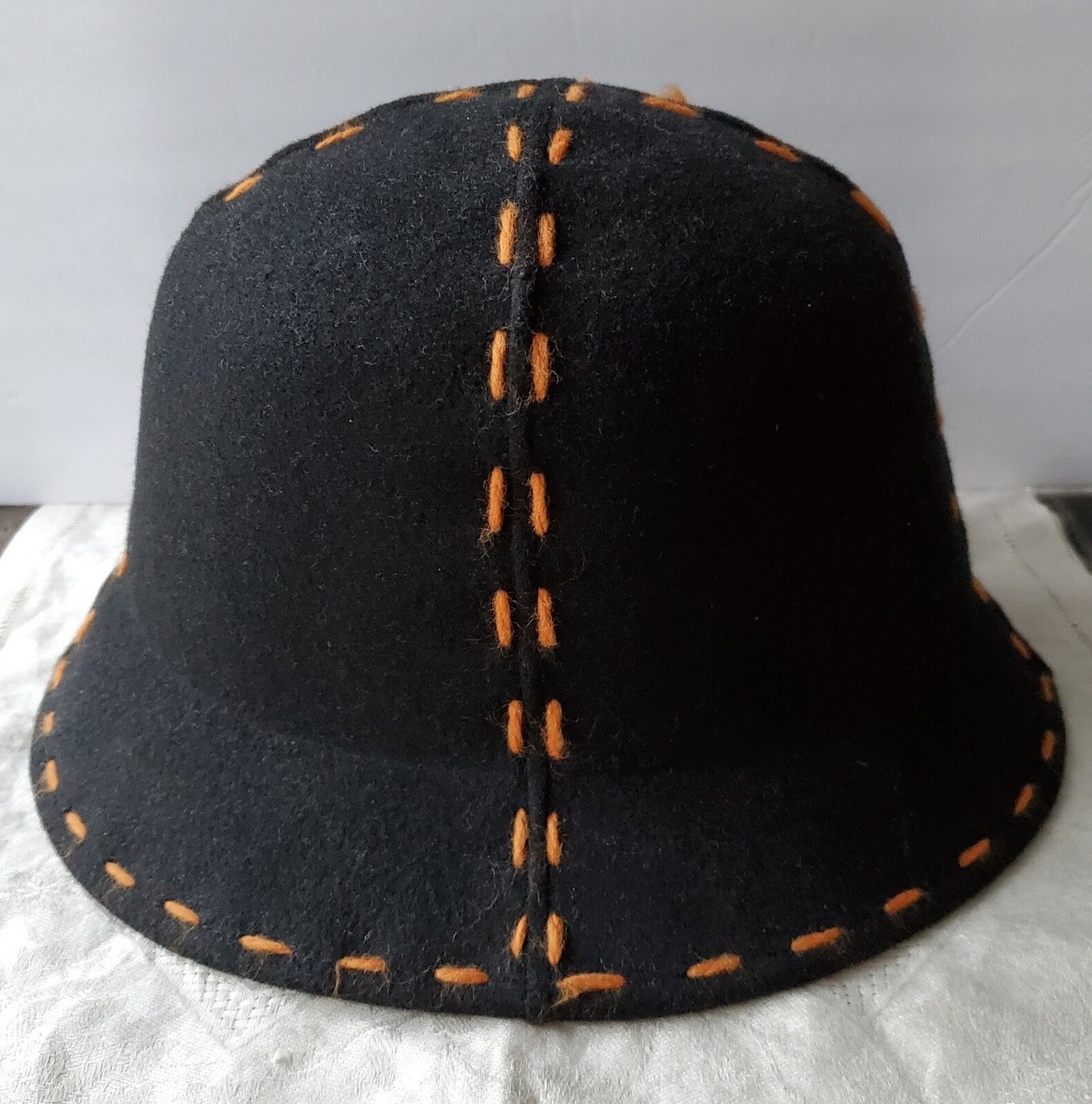 Bordoni vintage Elegant Beige and Black Wool Cloche Hat Italy BORDONI WOMEN Beige WOOL BLEND FASHION COMFORT WINTER HAT  main image 4