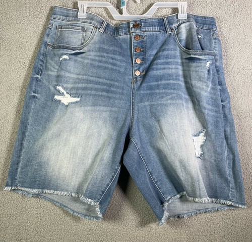 Bermuda Shorts with Frayed Hem Size 