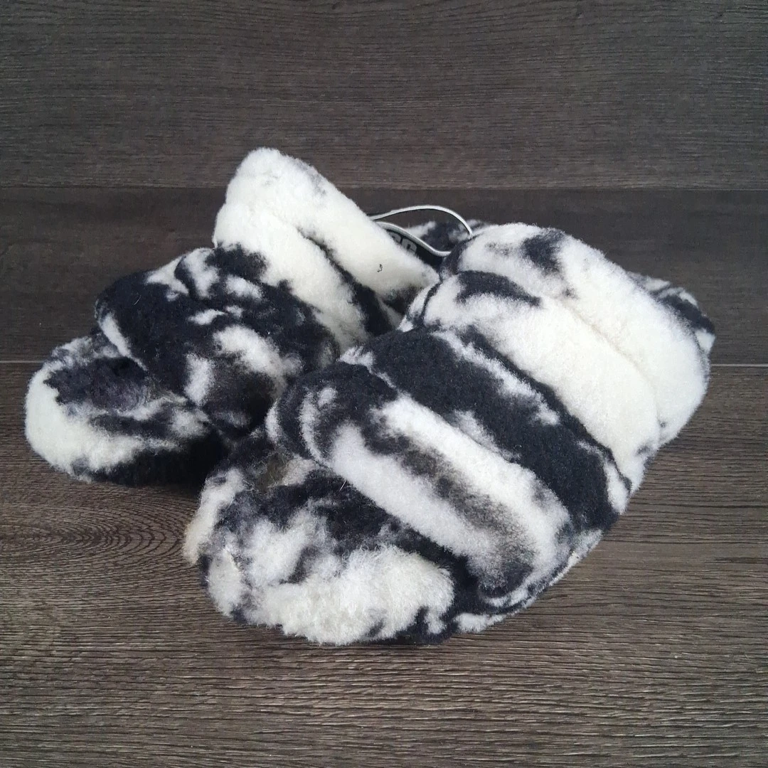 UGG FLUFF YEAH nero bianco slide sandalo ciabatte donna taglia 6
