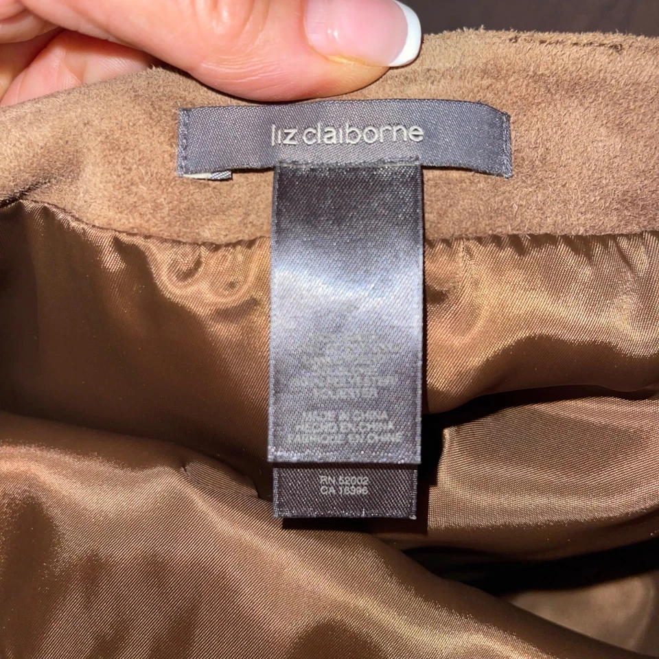 Liz Claiborne Vintage Womens Skirt Size 4 Brown Suede Pleated Mini Casual - Image 4 of 4