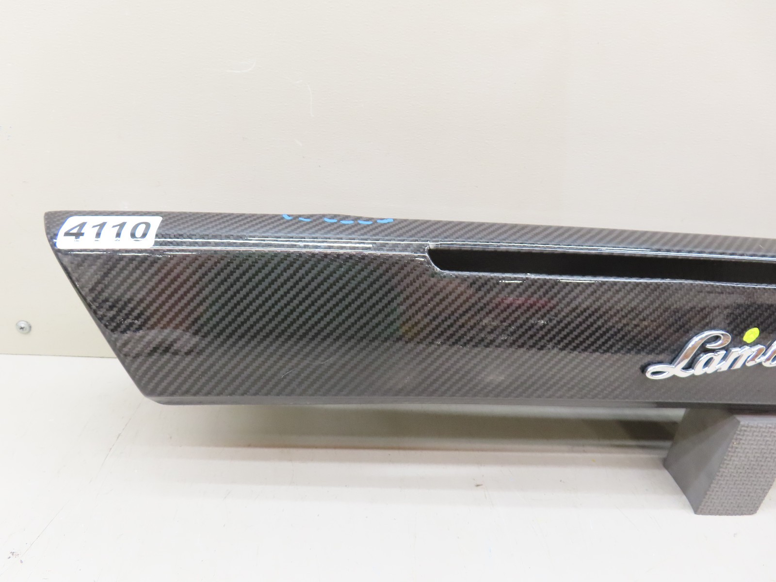 2015-2020 LAMBORGHINI HURACAN REAR CARBON FIBER UPPER TRUNK COVER OEM