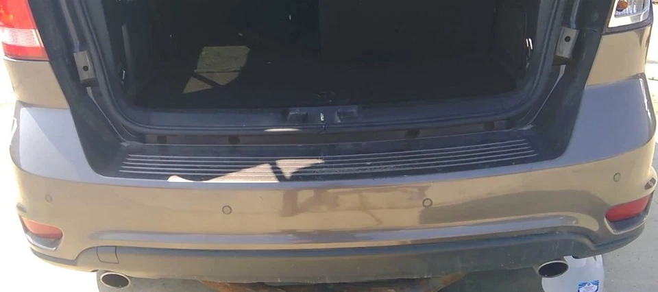 Cubierta de parachoques trasero de 2 piezas con asistencia de estacionamiento para 11-19 JOURNEY 2354317 Foto 2 de 4