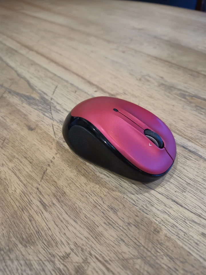 Logitech Gray Wireless Mouse w/ USB Dongle | M325 Ambidextrous | Uses AA Battery - Image 3 of 4