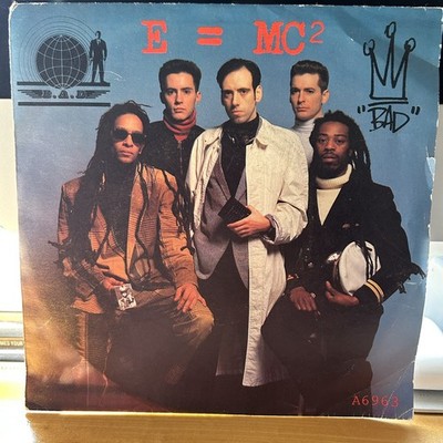 BIG AUDIO DYNAMITE ''E= MC2'' CBS RECORDS UK 7-INCH 45RPM SINGLE VG