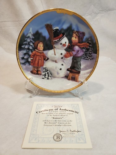1999 Bradford Exchange M. J. Hummel Season of Joy January Calendar 5.75" Plate - Picture 1 of 3