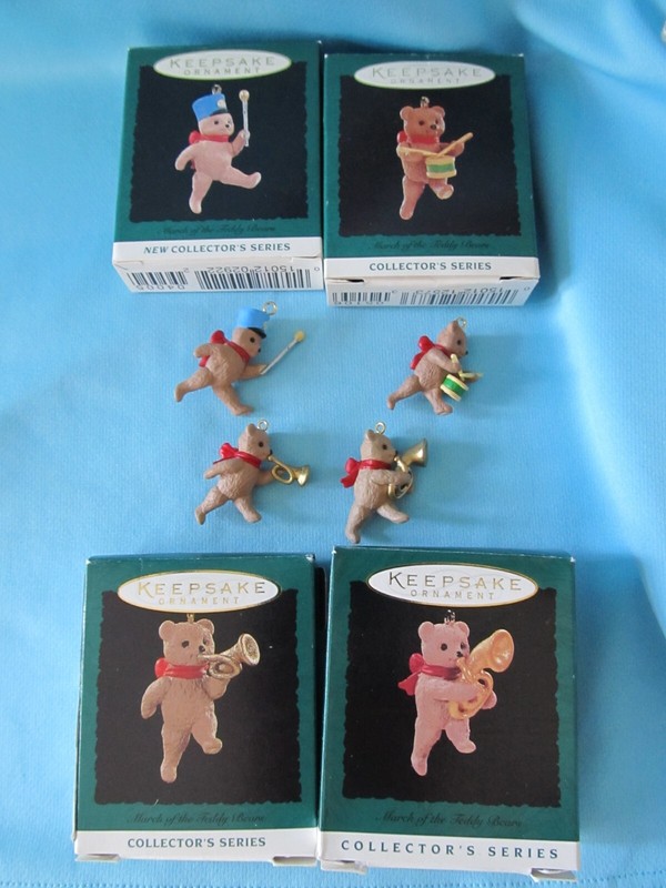 HALLMARK CHRISTMAS MINIATURE ORNAMENTS MARCH OF THE TEDDY BEARS QTY4 1993-1996