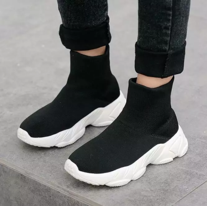 Shoes that look like socks for kids 2025