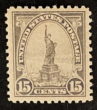 US Stamps, Scott #566 1922 15c Statue of Liberty XF M/NH. Large margins.