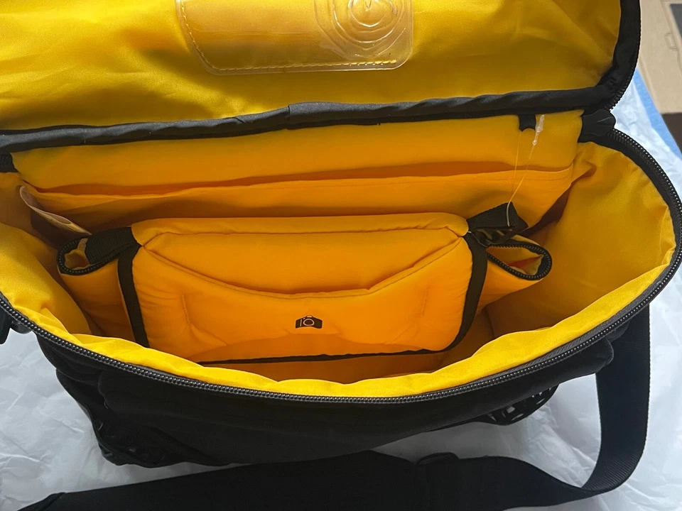 Kata DB 453 Digital Case D/SLR Insert Padded Black Camera Shoulder Bag $84.99 - Image 4 of 4